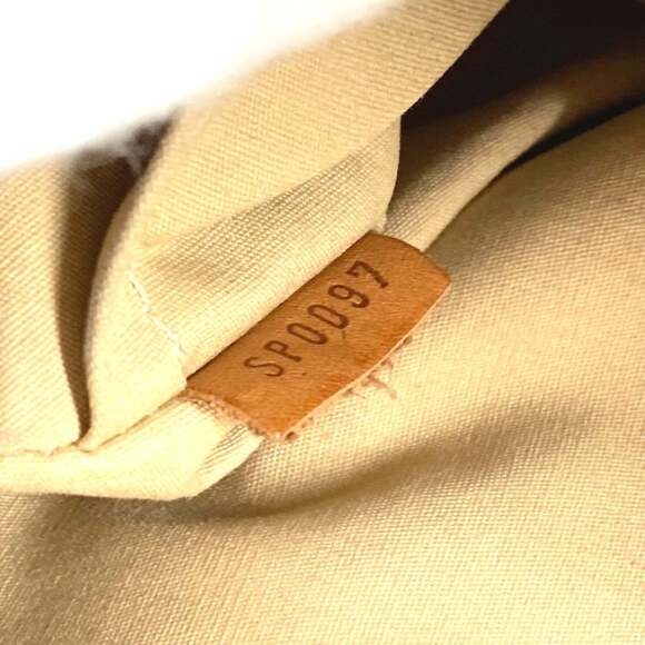 LOUIS VUITTON Authentic Brown Monogram Canvas Speedy 30 Tote Bag - Picture 15 of 16